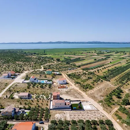 Alba Zadarvillas