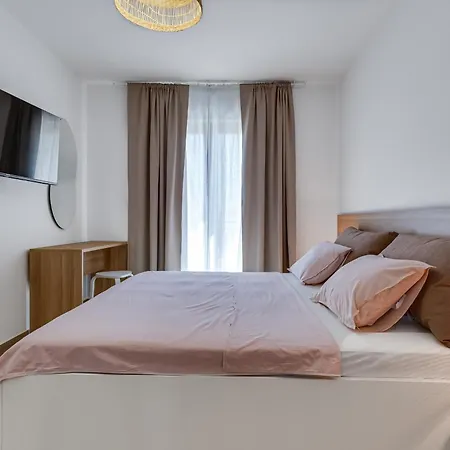 Alba Zadarvillas