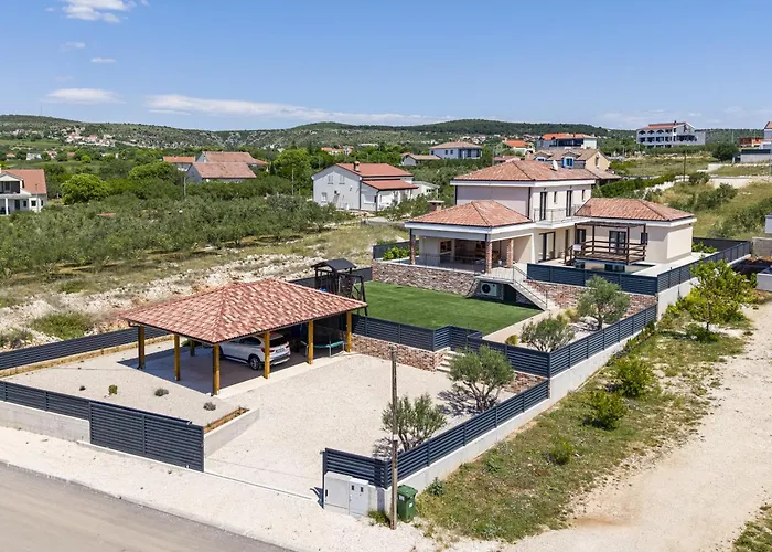 Alba Zadarvillas Vrana (Zadar)